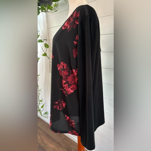 NWT! 41 HAWTHORN SASHA MIX MEDIA TOP
SIZE: LARGE - Picture 2 of 7